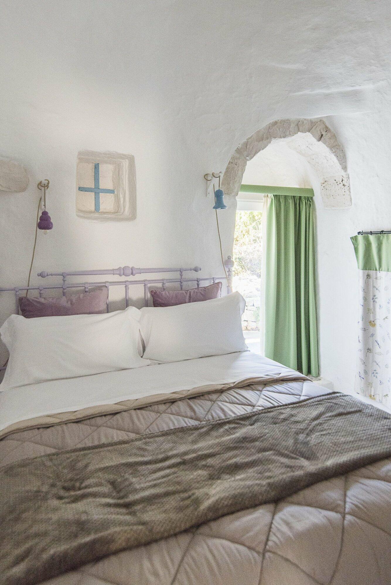 Lacinera, trulli e natura
