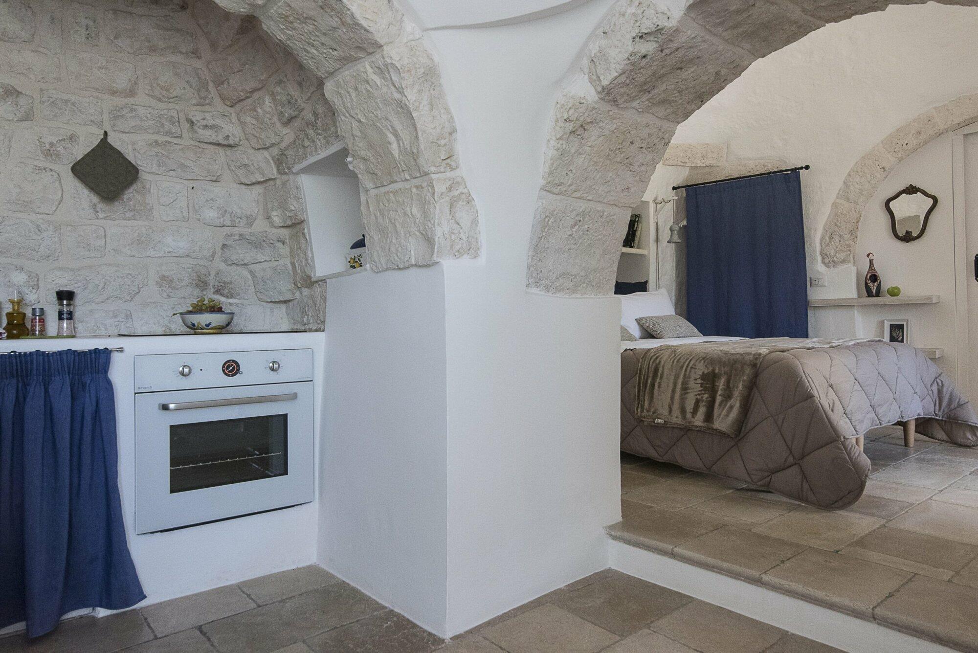 Lacinera, trulli e natura