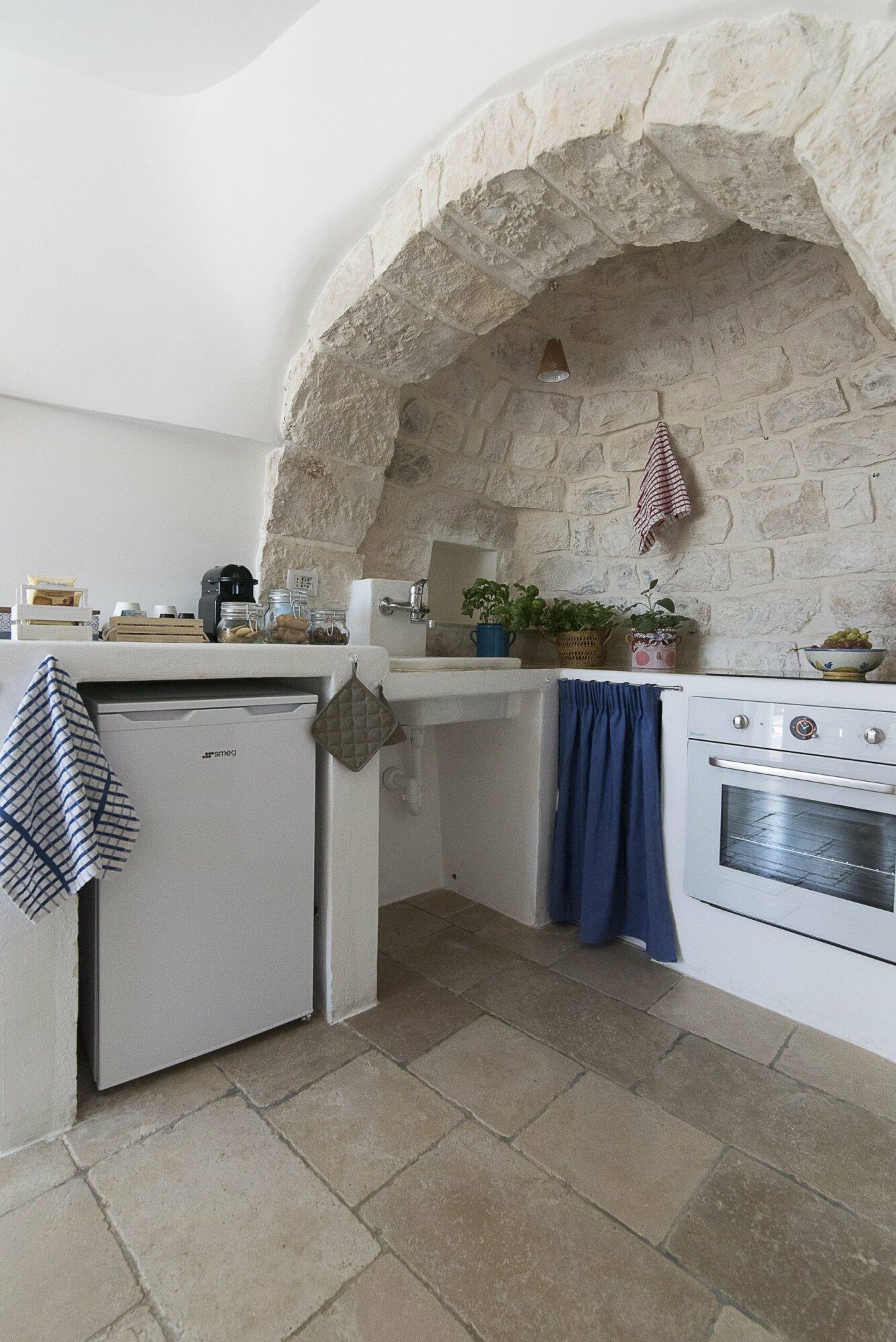 Lacinera, trulli e natura