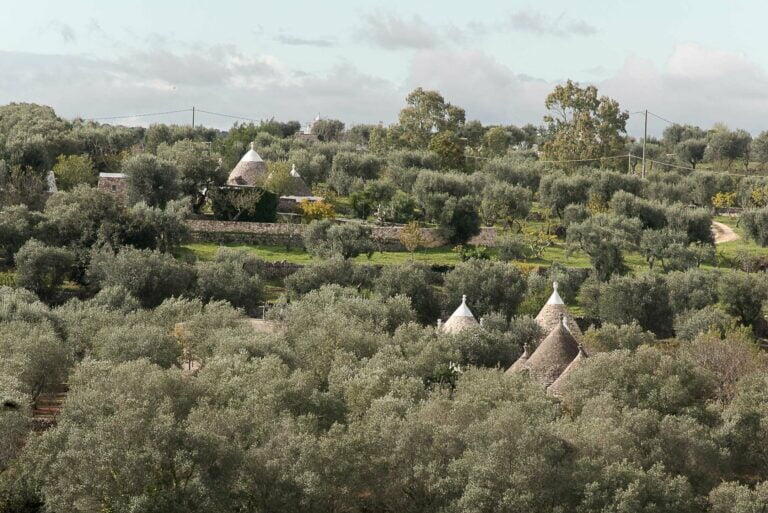 Lacinera, trulli e natura