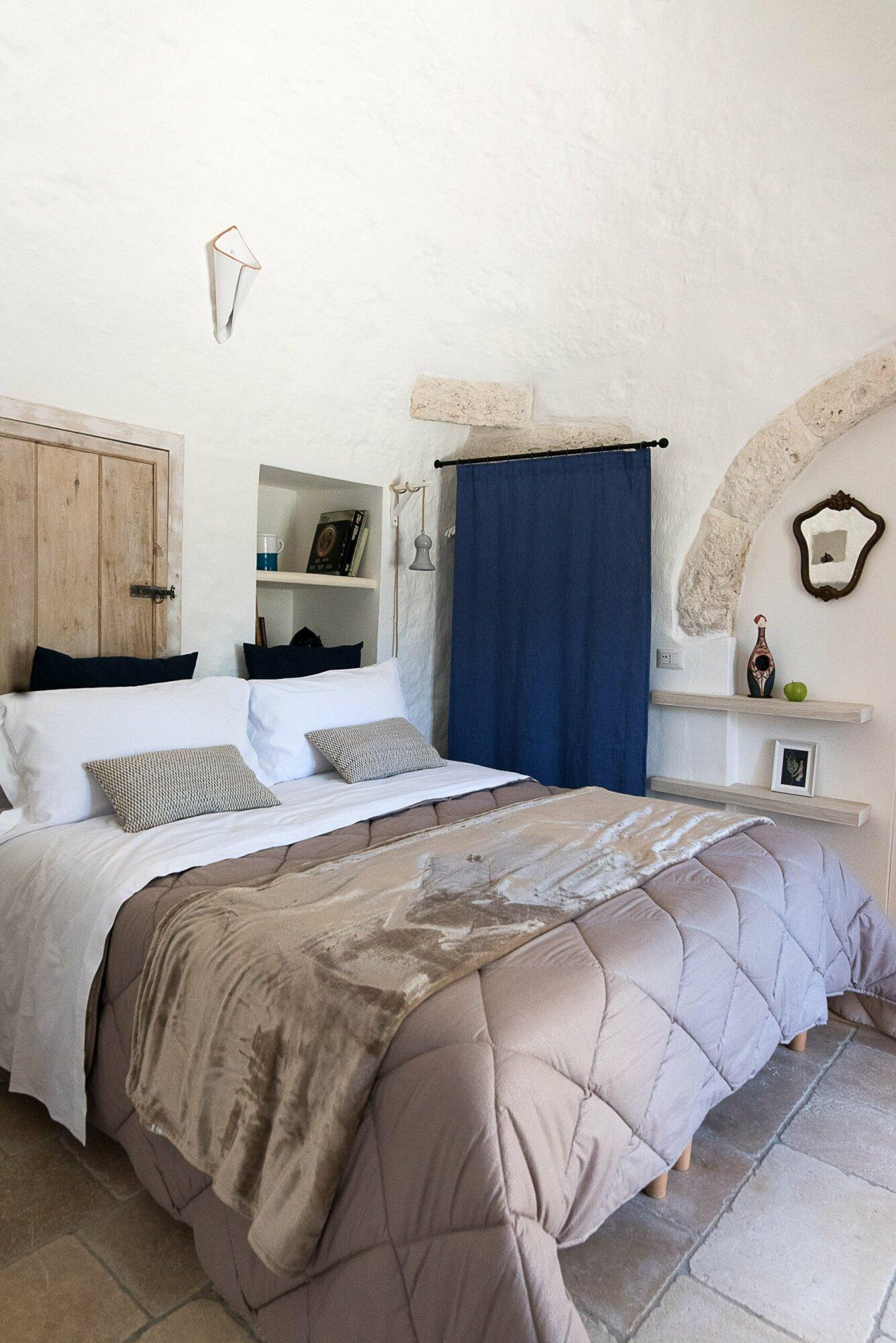 Lacinera, trulli e natura